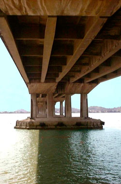 Deltaport Way Bridge